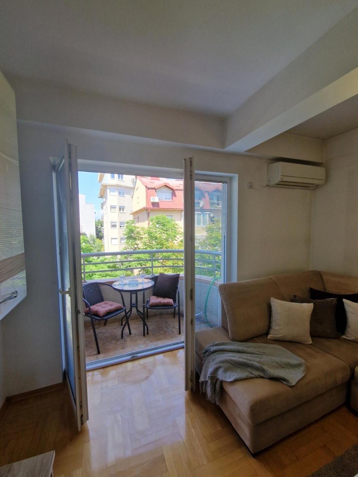 Kamche Lux Apartment Szkopje Kültér fotó