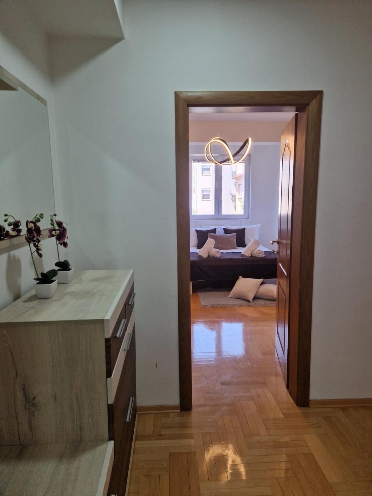 Kamche Lux Apartment Szkopje Kültér fotó