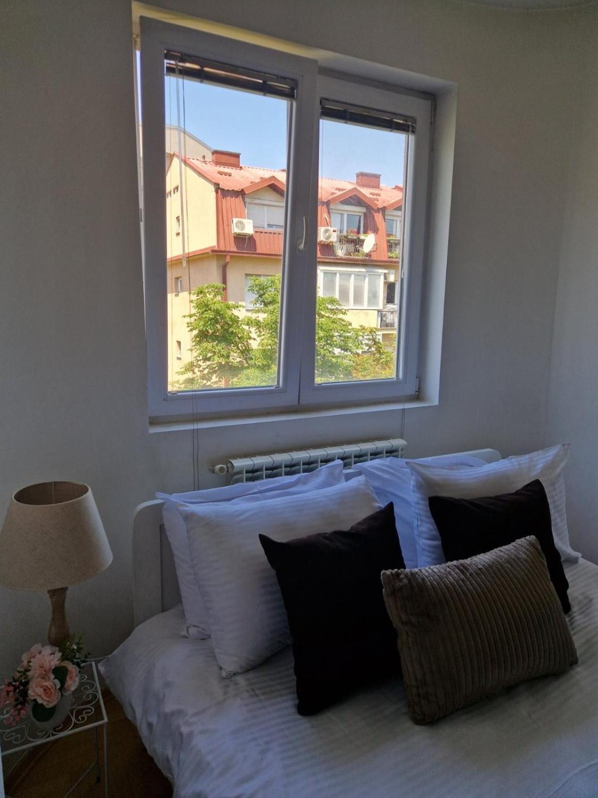Kamche Lux Apartment Szkopje Kültér fotó