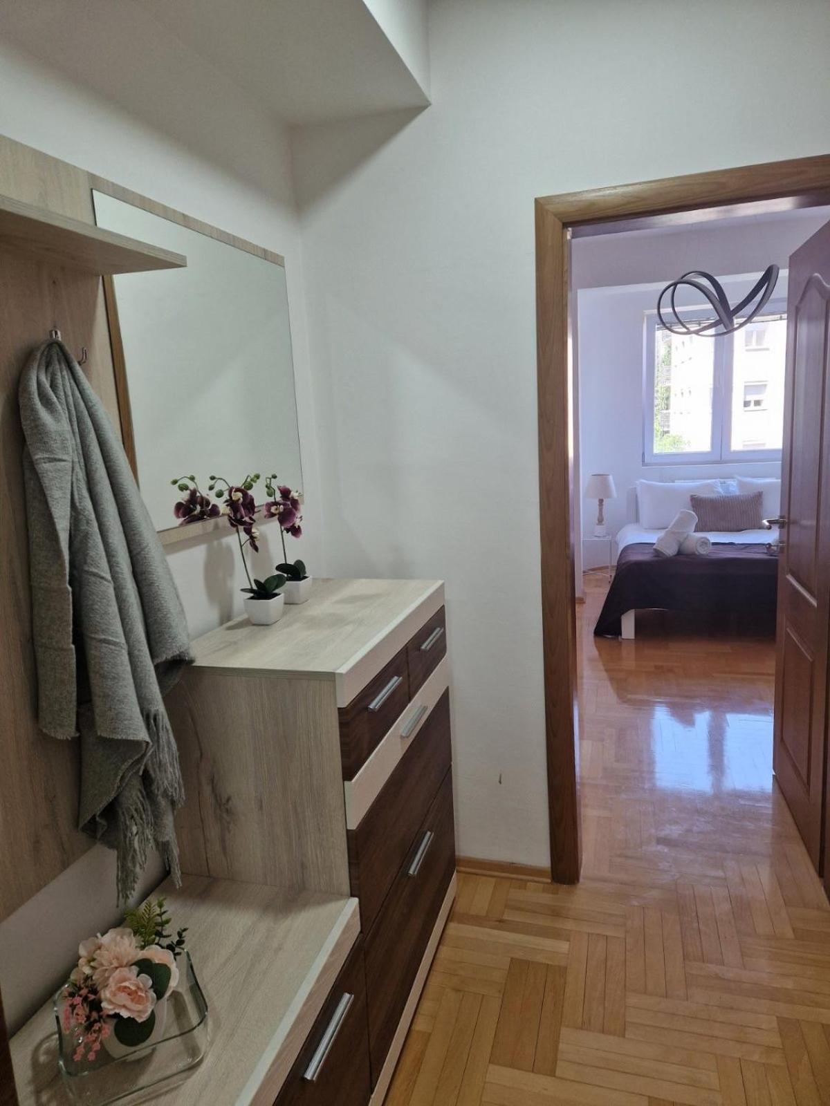 Kamche Lux Apartment Szkopje Kültér fotó